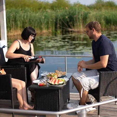 Havel Cruiser - Hausboot-floesse Mit Stil 2*